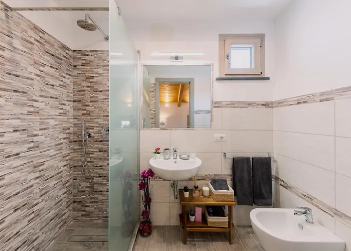 Cozy Penthouse With Panoramic Terrace Apartman Pontone